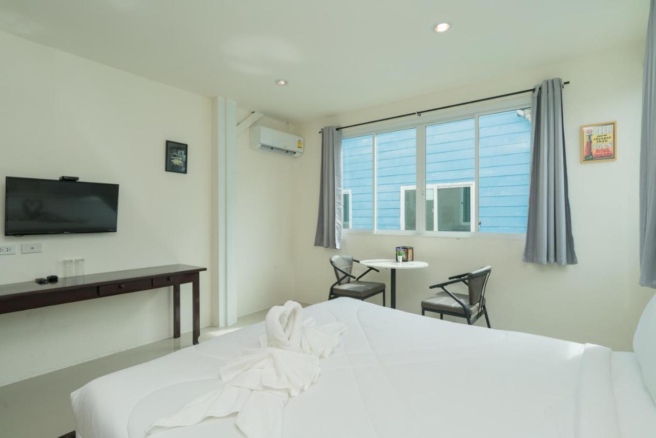Hangover Inn Phuket Εξωτερικό φωτογραφία
